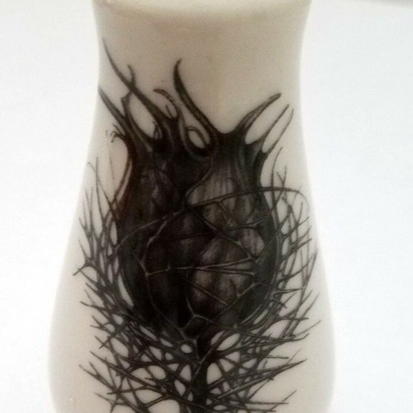 Laura Zindel Salt Shaker Ceramic Black Cream - Picture 9 of 9